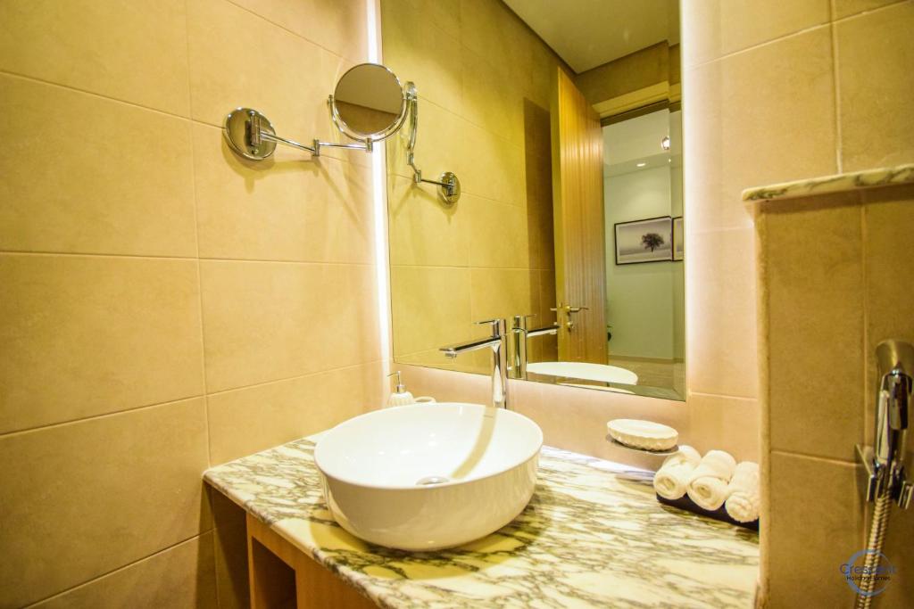 Paramount Midtown: 5-Star 2-Bed