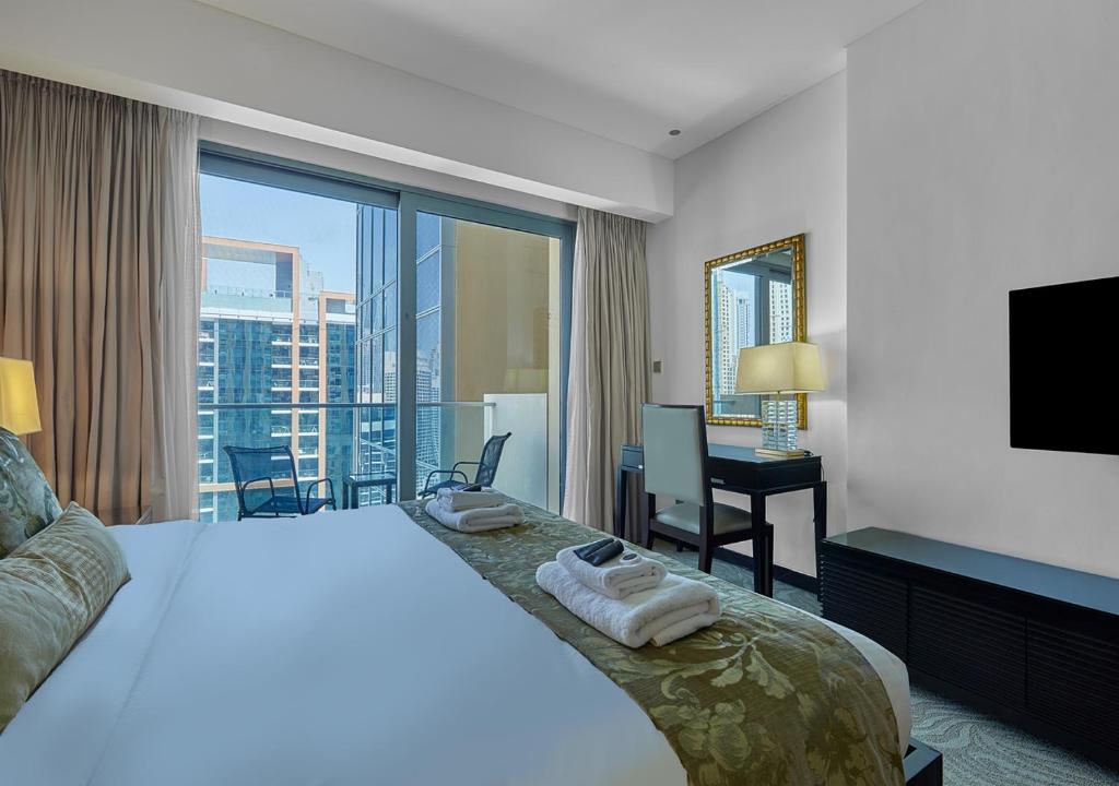 JW Marriott Dubai Marina Residences, Studio with Balcony Connected to Marina Mall