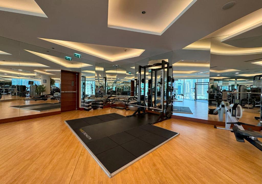 JW Marriott Dubai Marina Residences, Studio with Balcony Connected to Marina Mall