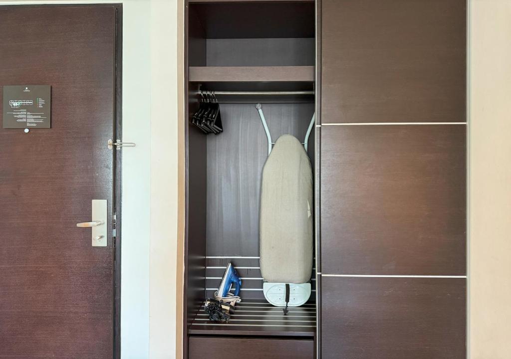 JW Marriott Dubai Marina Residences, Studio with Balcony Connected to Marina Mall