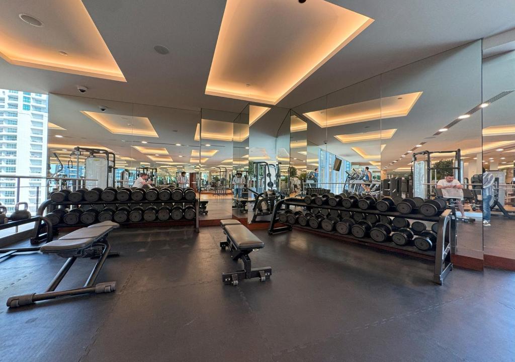 JW Marriott Dubai Marina Residences, Studio with Balcony Connected to Marina Mall