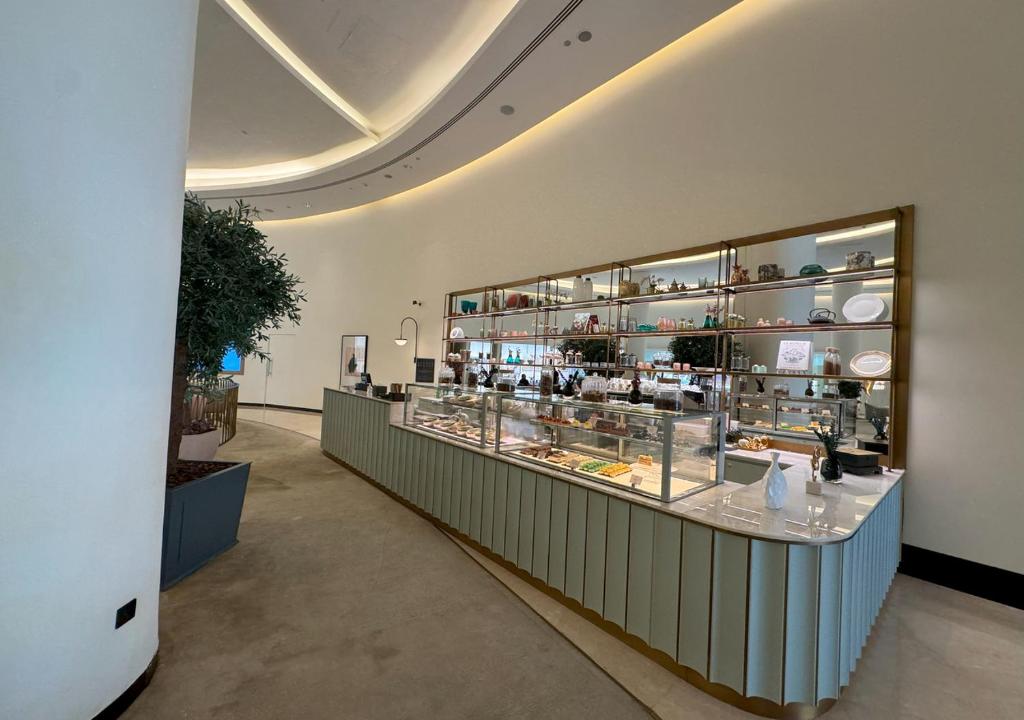 JW Marriott Dubai Marina Residences, Studio with Balcony Connected to Marina Mall