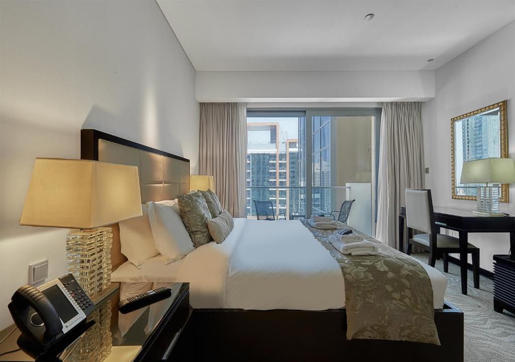 JW Marriott Dubai Marina Residences, Studio with Balcony Connected to Marina Mall