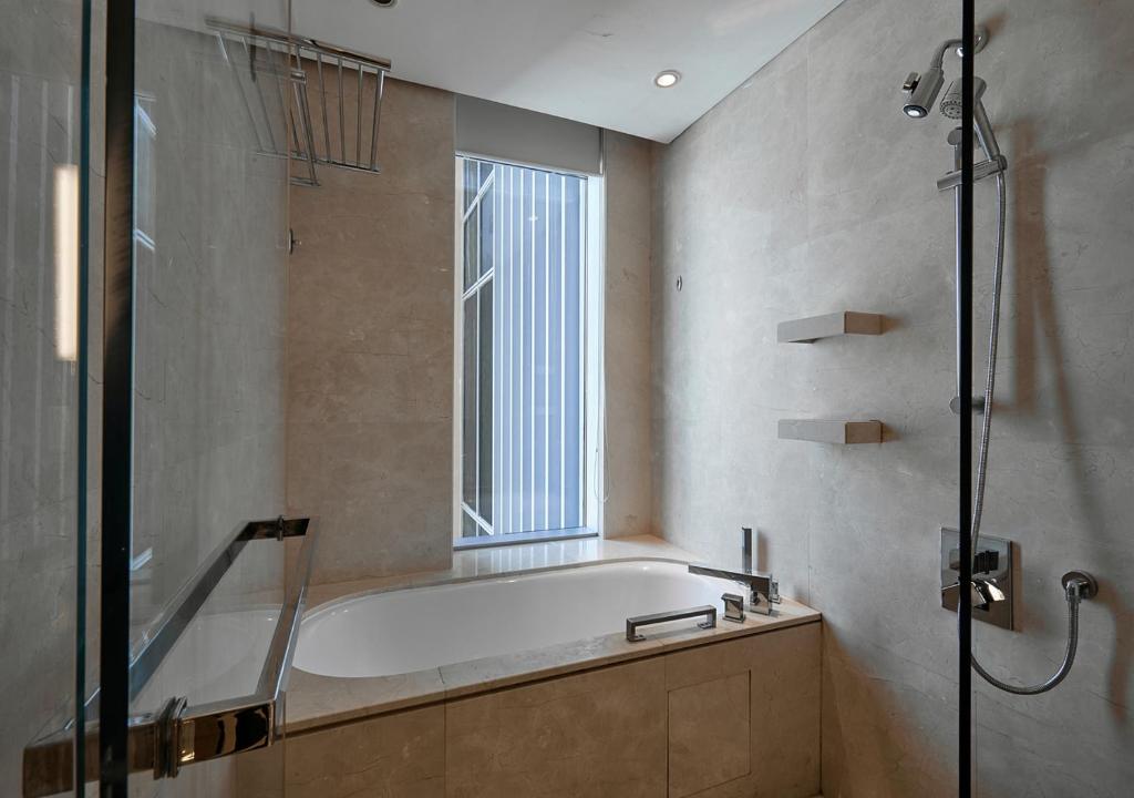 JW Marriott Dubai Marina Residences, Studio with Balcony Connected to Marina Mall