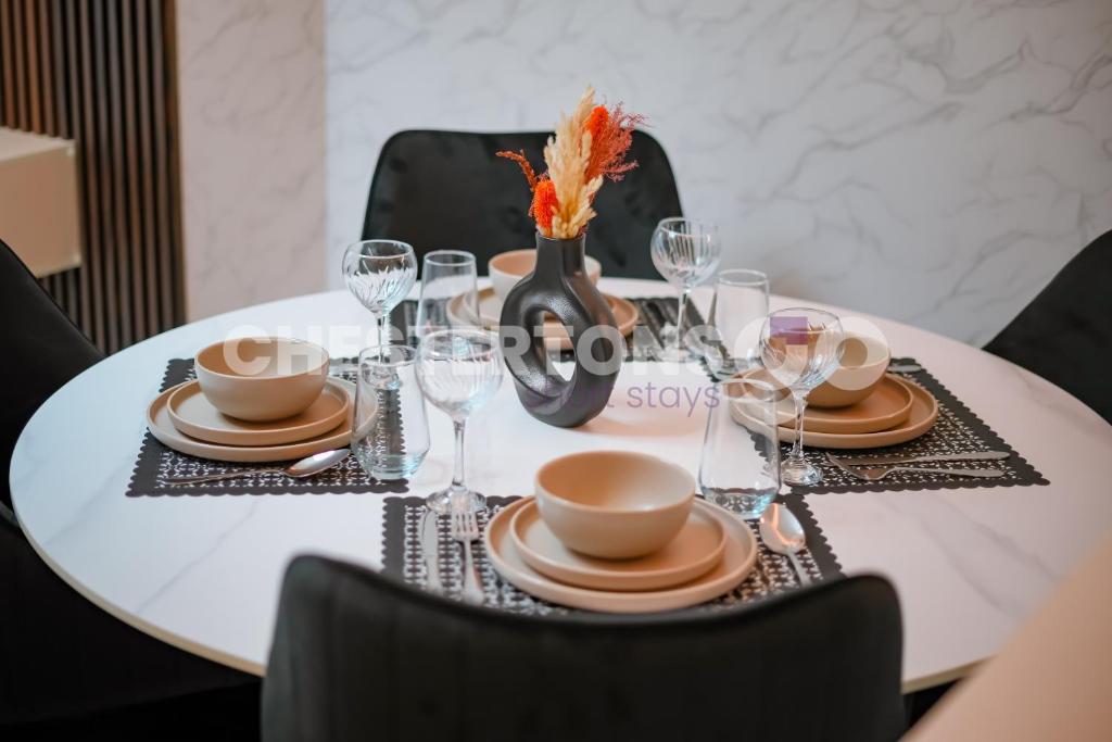 Chestertons Go - Ahad Residences - Business Bay