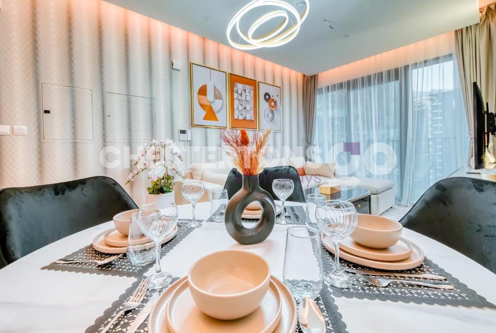 Chestertons Go - Ahad Residences - Business Bay