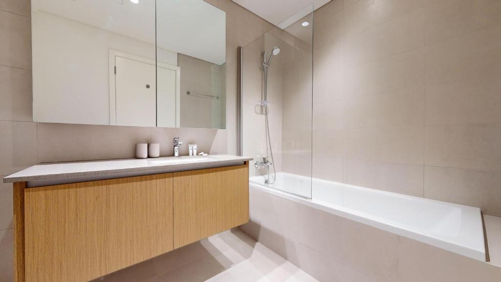 Primestay - 2BR in Creek Harbour Dubai - Summer 3