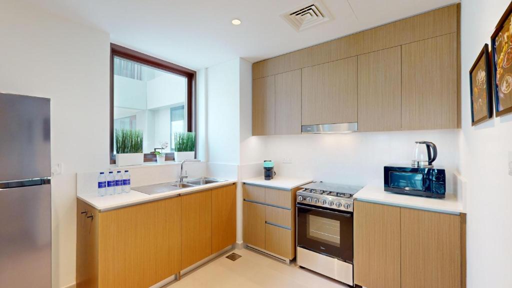 Primestay - 2BR in Creek Harbour Dubai - Summer 3