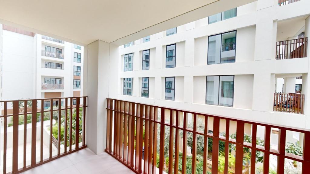 Primestay - 2BR in Creek Harbour Dubai - Summer 3