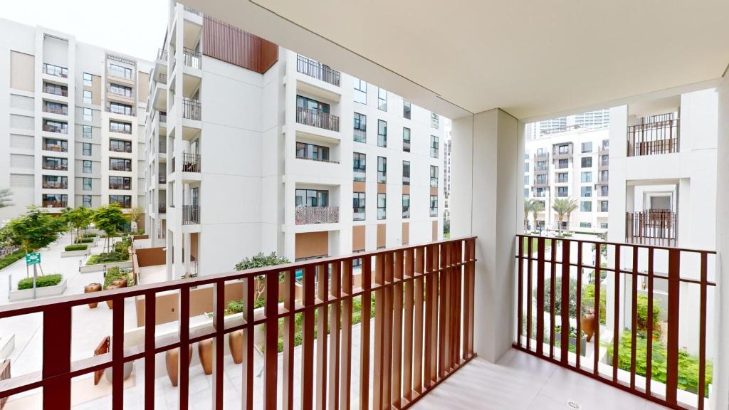 Primestay - 2BR in Creek Harbour Dubai - Summer 3