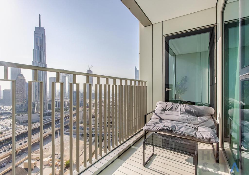 Stylish 2BR Burj Khalifa views