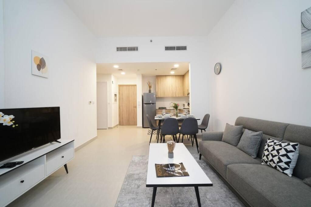 Spacious 1 BR in Peaceful Community