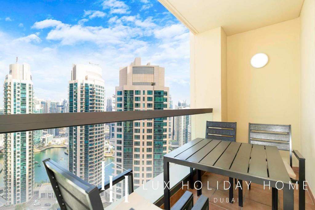 LUX The JBR Central Suite