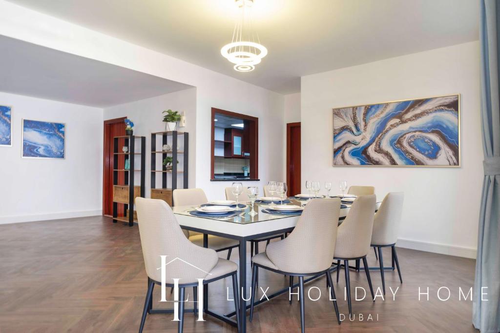 LUX The JBR Central Suite