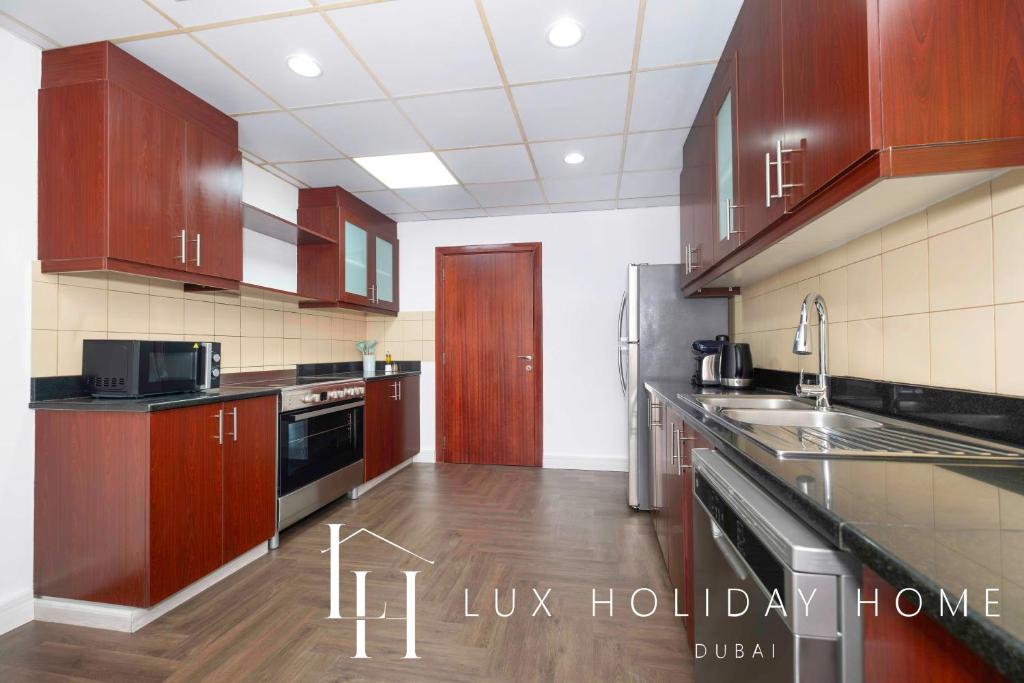 LUX The JBR Central Suite
