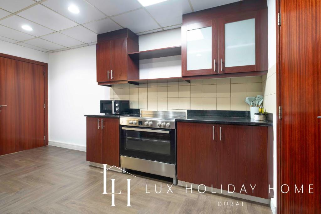 LUX The JBR Central Suite