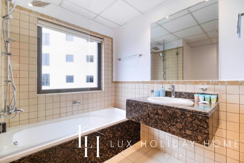 LUX The JBR Central Suite