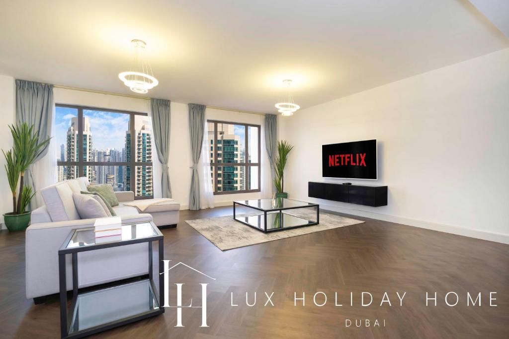 LUX The JBR Central Suite