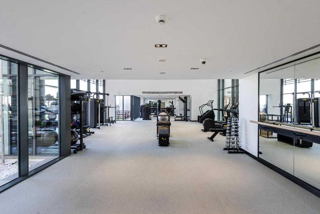 Panoramic Park View 1BR Suite Wilton Park Residences, MBR