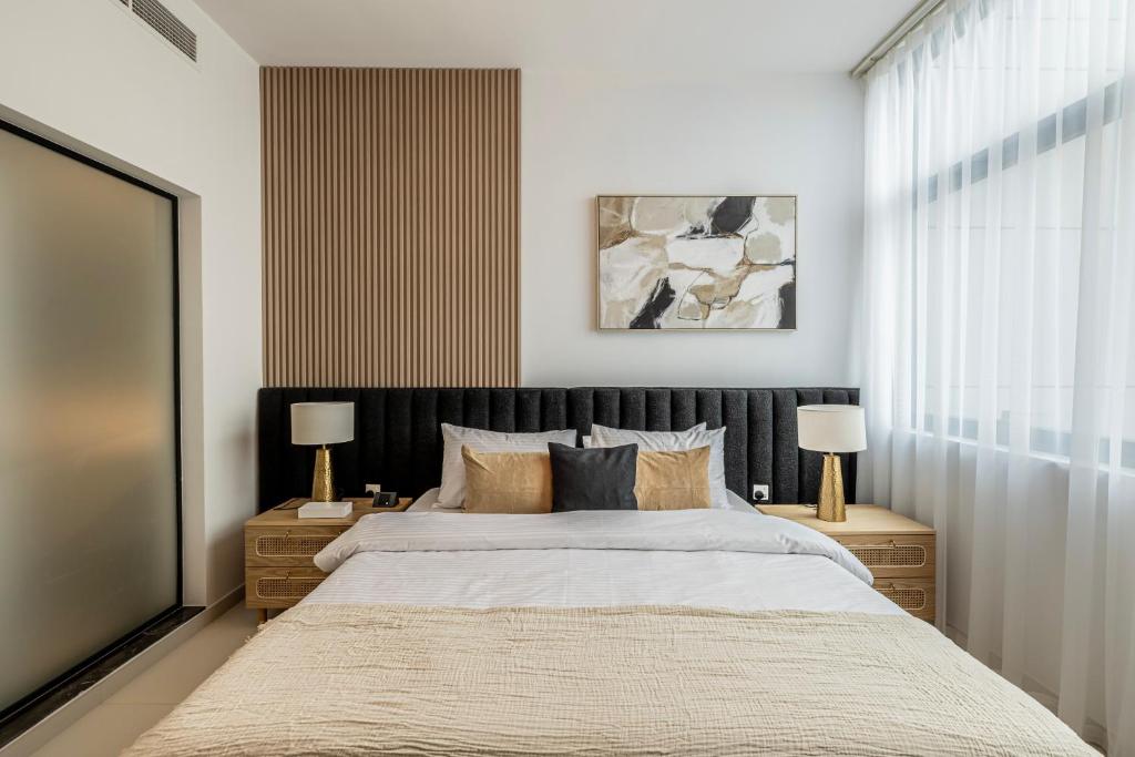 Panoramic Park View 1BR Suite Wilton Park Residences, MBR