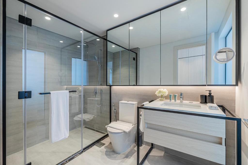 Panoramic Park View 1BR Suite Wilton Park Residences, MBR