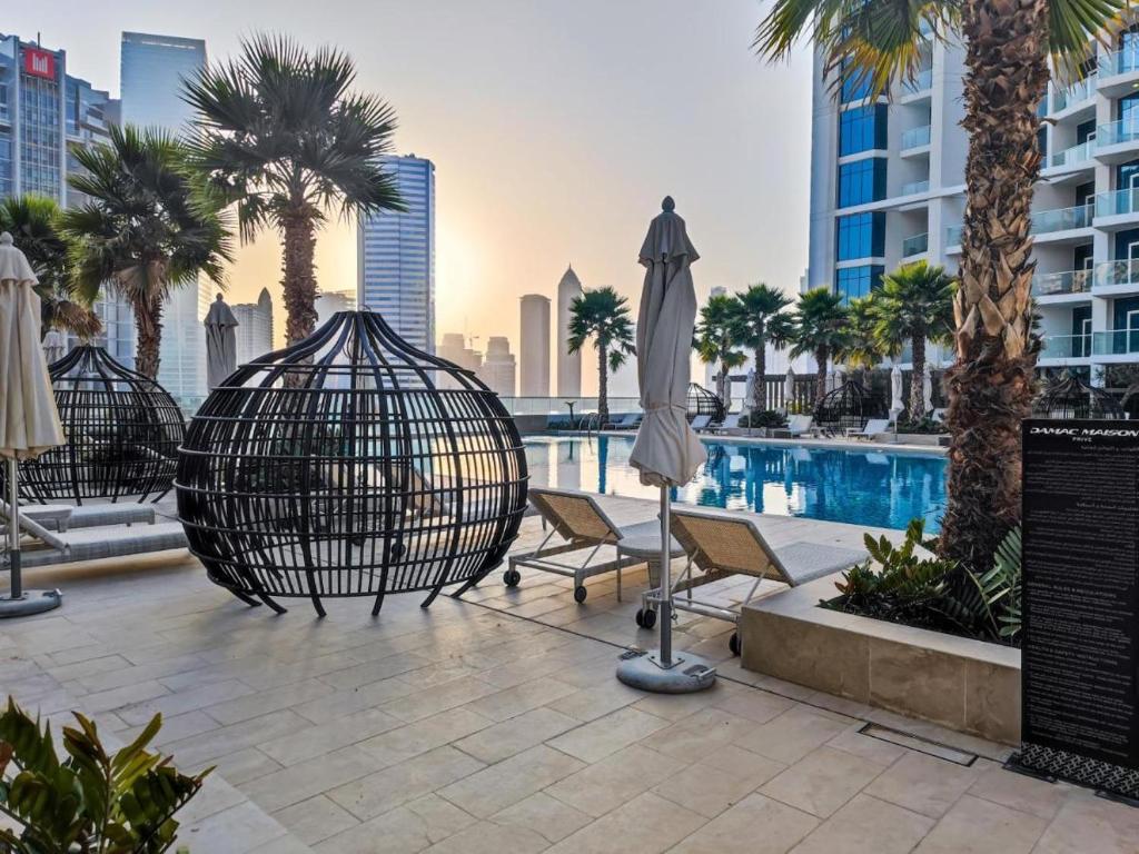Studio Apartment in DAMAC Maison Prive Businessbay - Dubai Canal View