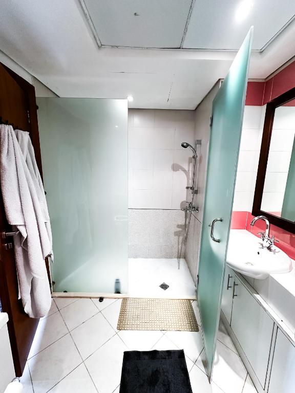 Cozy apartment with a Golf View