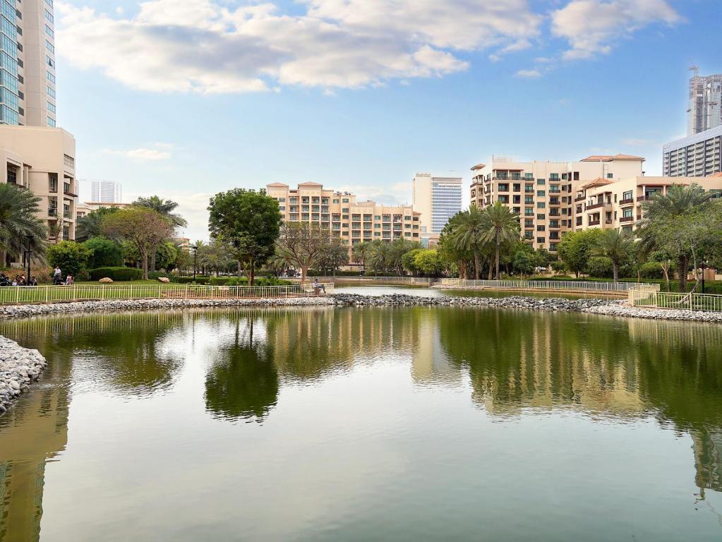 Cozy apartment with a Golf View