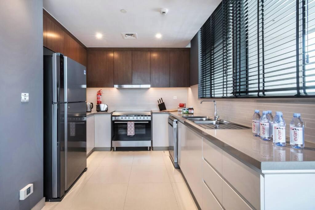 World Class 3BR Ultra Luxurious with sea view