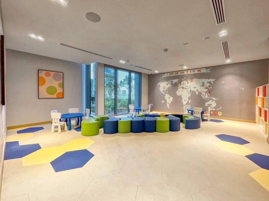 World Class 3BR Ultra Luxurious with sea view