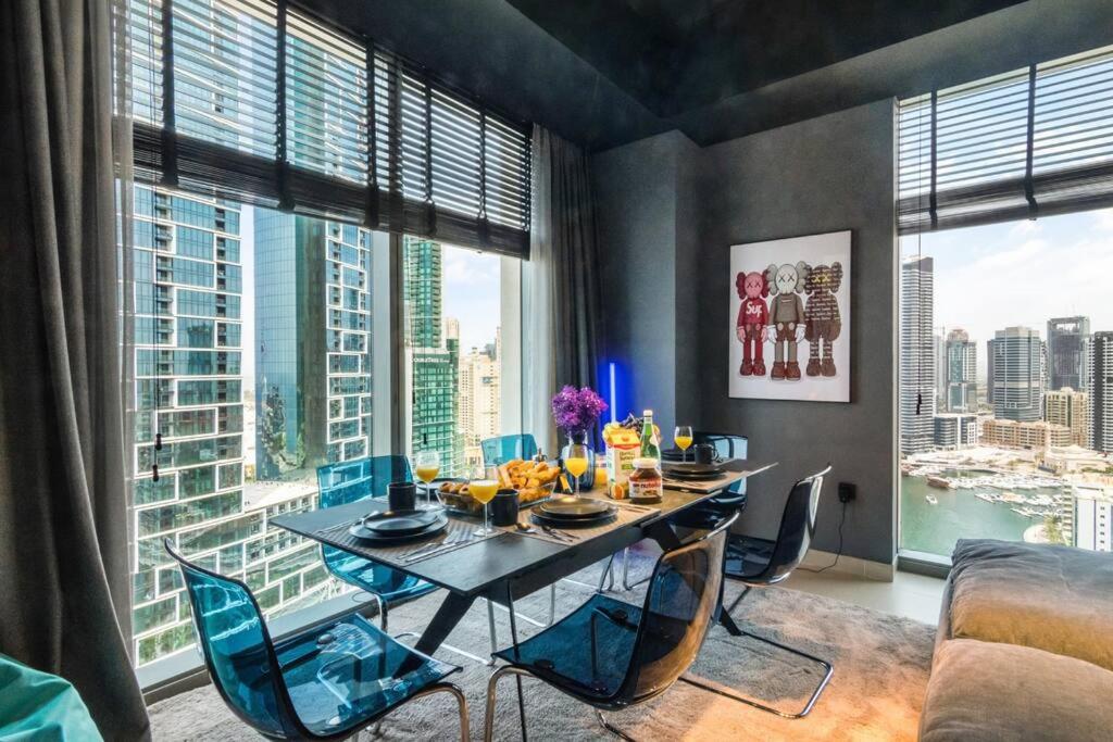 World Class 3BR Ultra Luxurious with sea view