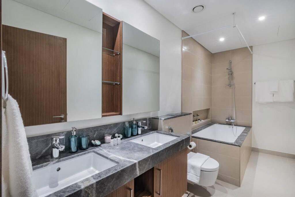 World Class 3BR Ultra Luxurious with sea view