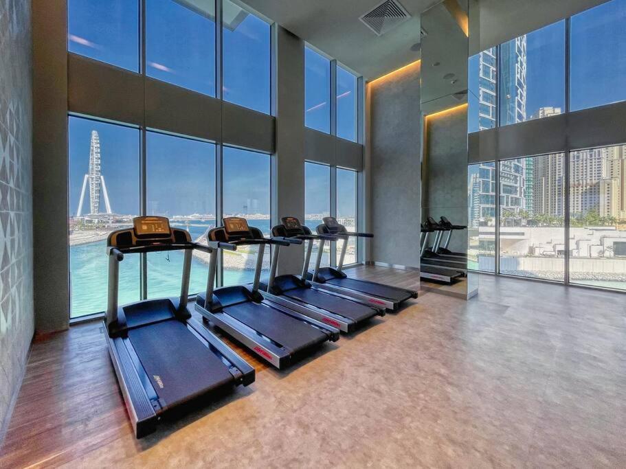 World Class 3BR Ultra Luxurious with sea view