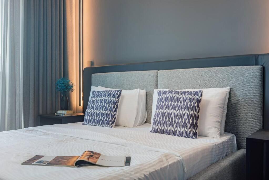 World Class 3BR Ultra Luxurious with sea view