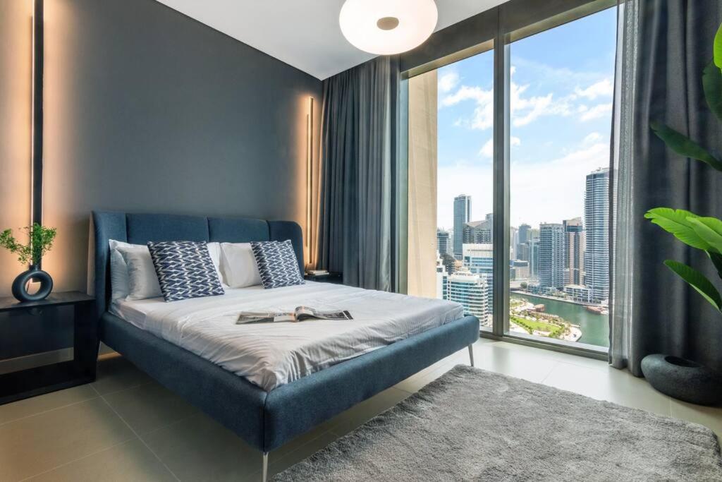 World Class 3BR Ultra Luxurious with sea view