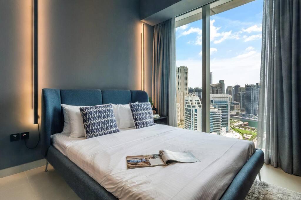 World Class 3BR Ultra Luxurious with sea view