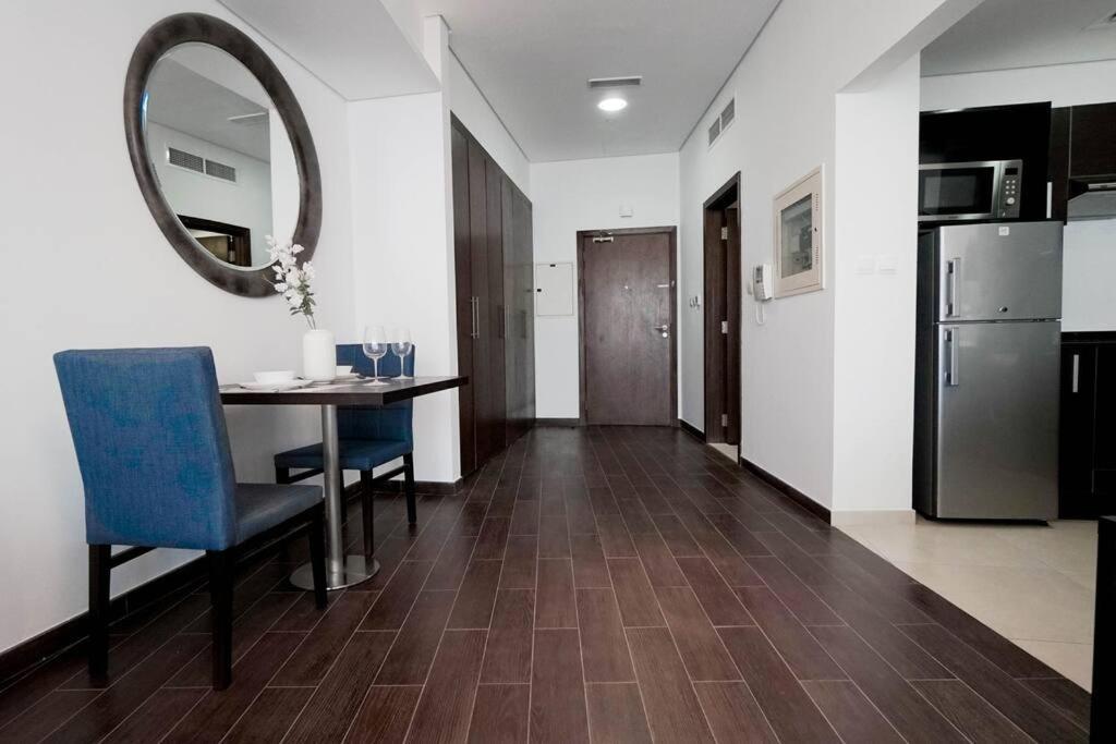 Cozy Studio in Sports City