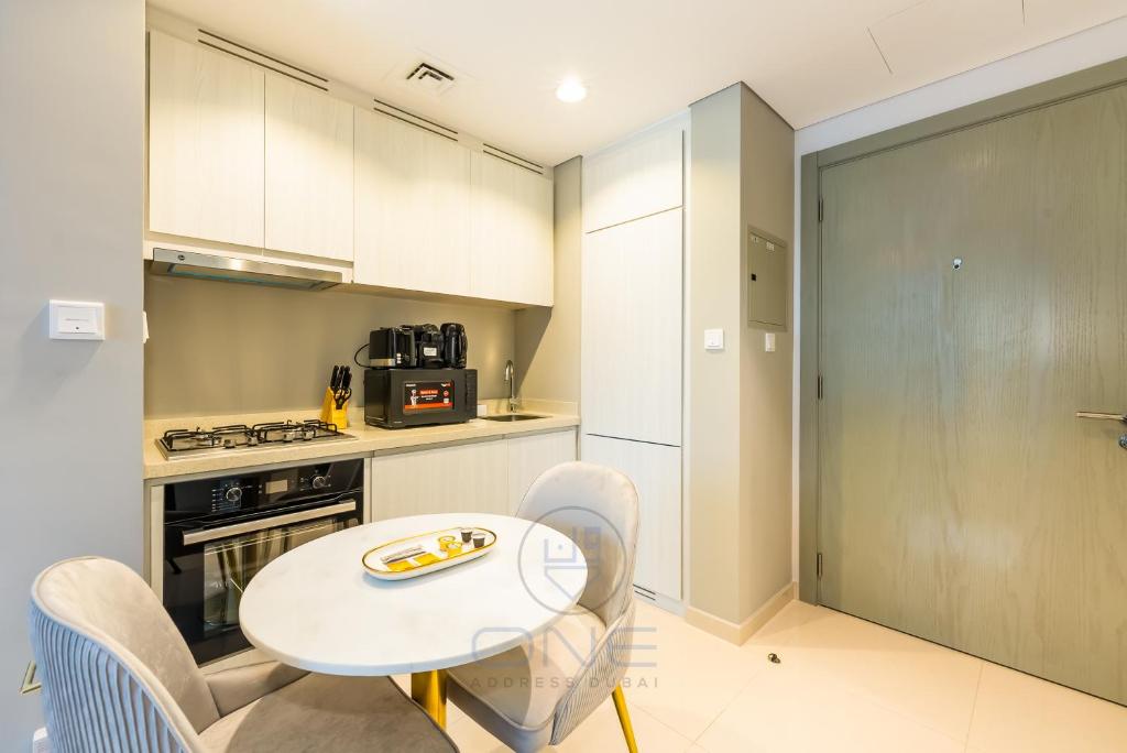 Elegant & Luxurious 1BDR in Business Bay!