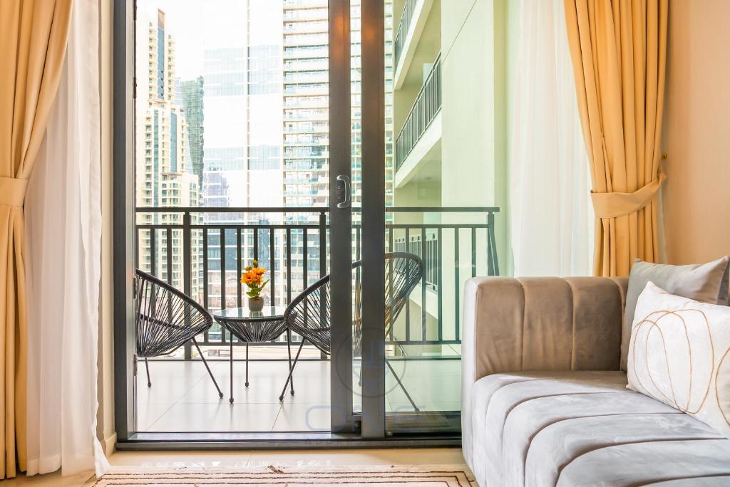 Elegant & Luxurious 1BDR in Business Bay!