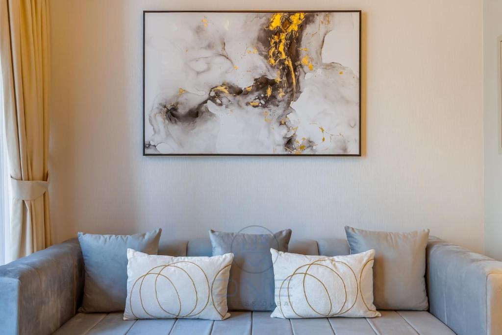 Elegant & Luxurious 1BDR in Business Bay!