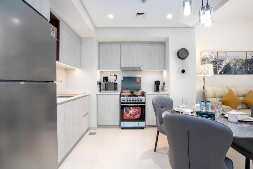 Luxurious 1BR in Creek Beach Vida 3mins walk to private beach