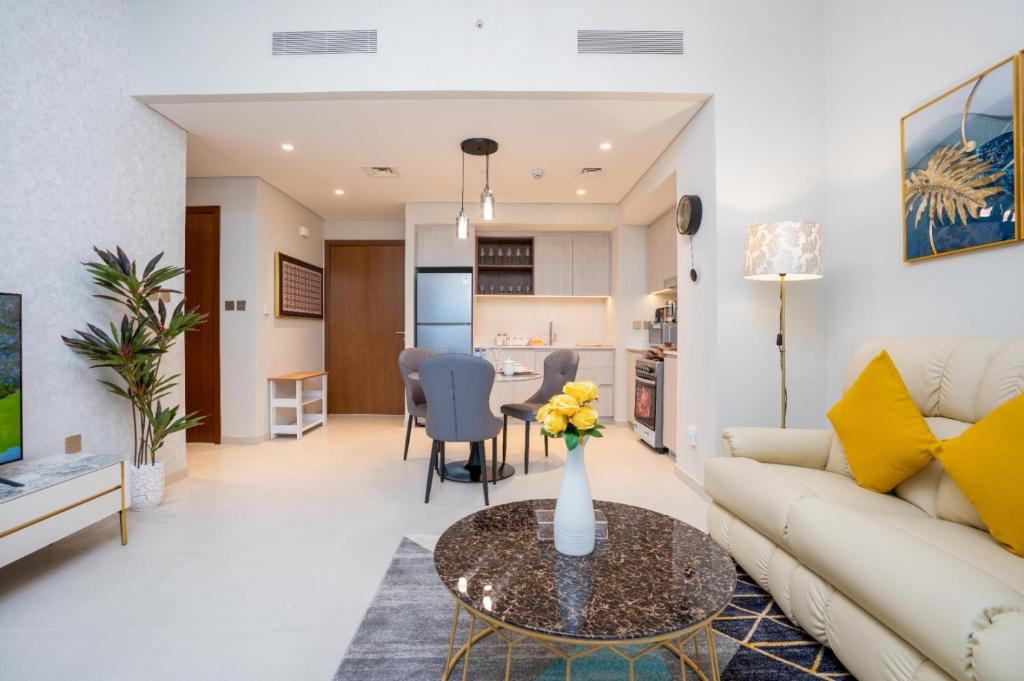 Luxurious 1BR in Creek Beach Vida 3mins walk to private beach