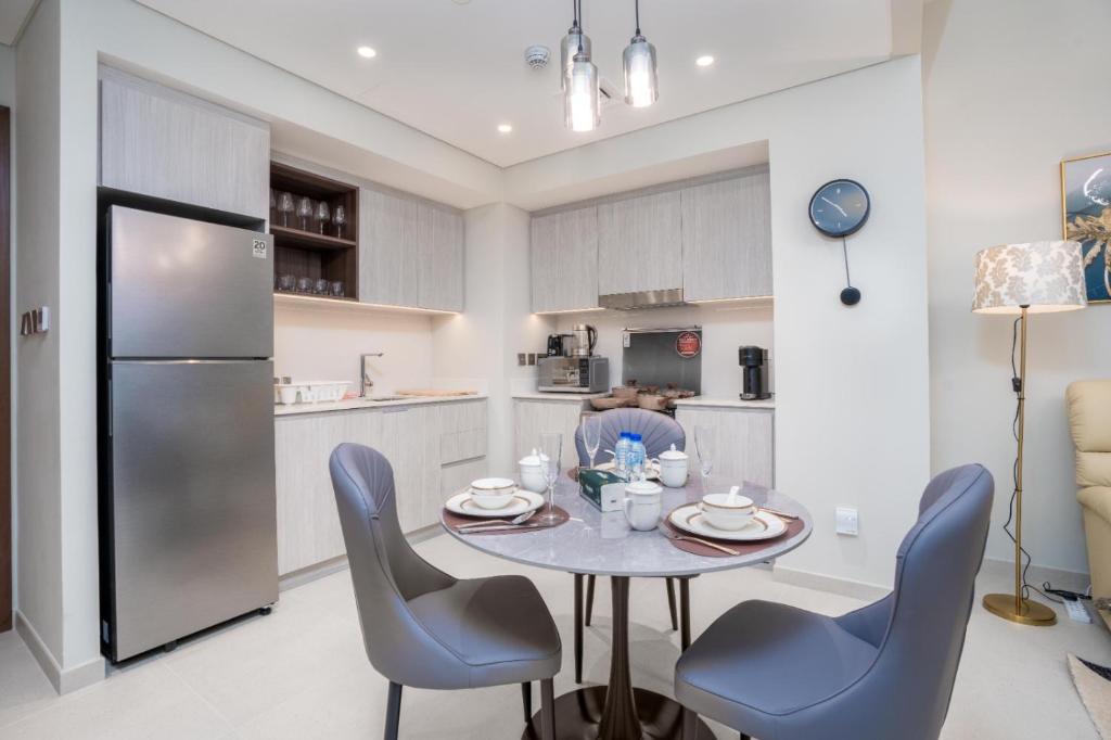 Luxurious 1BR in Creek Beach Vida 3mins walk to private beach