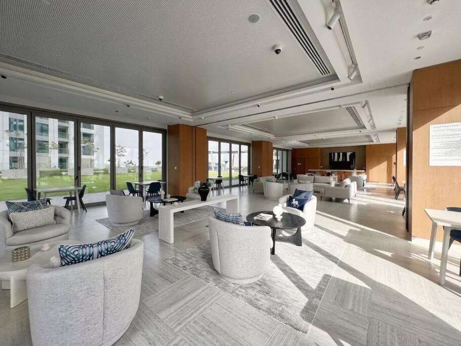 FIRST CLASS 2BR with Direct Access to Dubai Mall