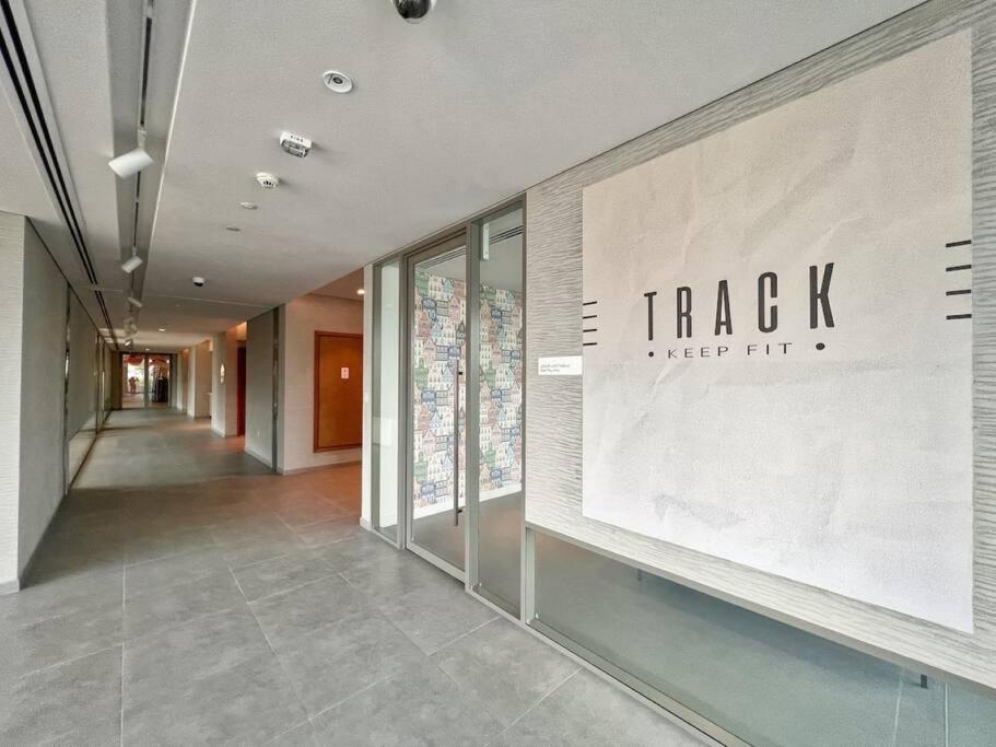 FIRST CLASS 2BR with Direct Access to Dubai Mall