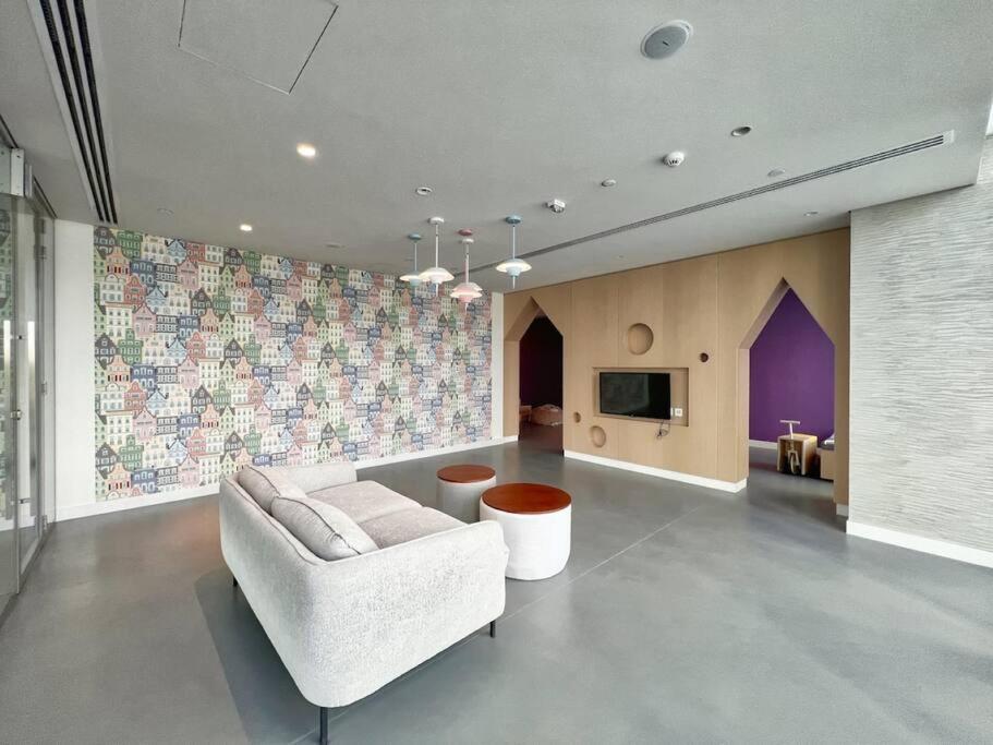 FIRST CLASS 2BR with Direct Access to Dubai Mall