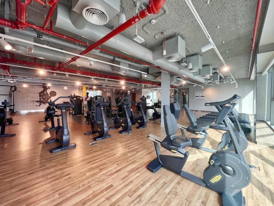 FIRST CLASS 2BR with Direct Access to Dubai Mall