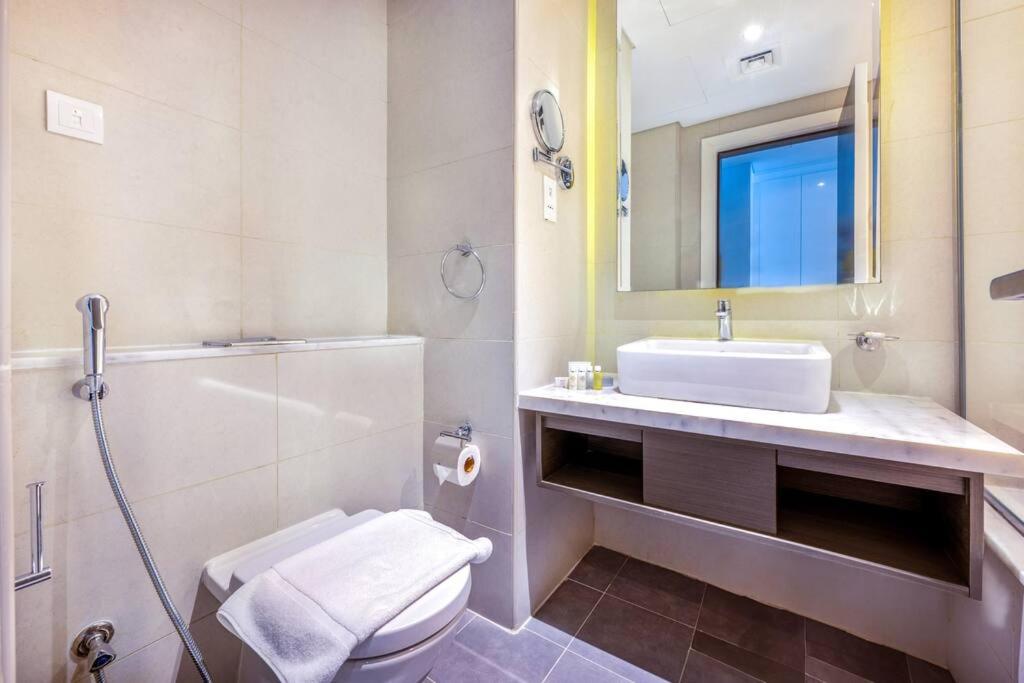 Studio Apartment in DAMAC Maison Prive Business Bay - High Floor