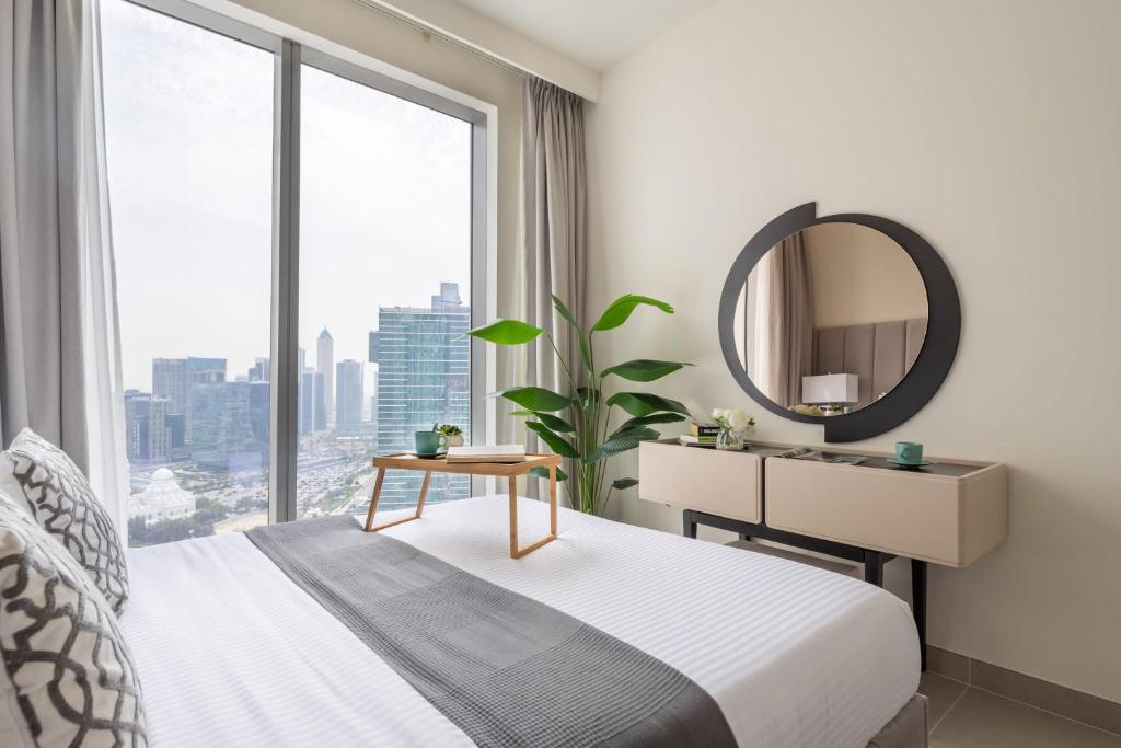 Frank Porter - Forte Tower 2