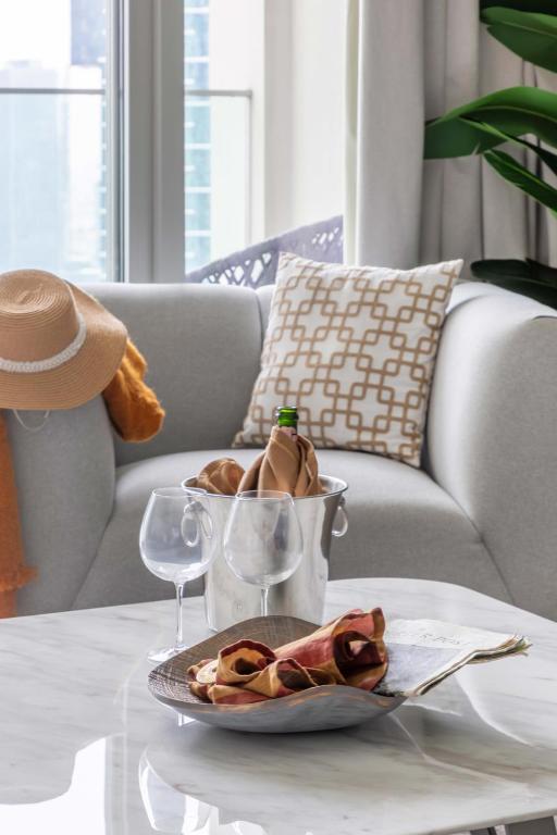 Frank Porter - Forte Tower 2